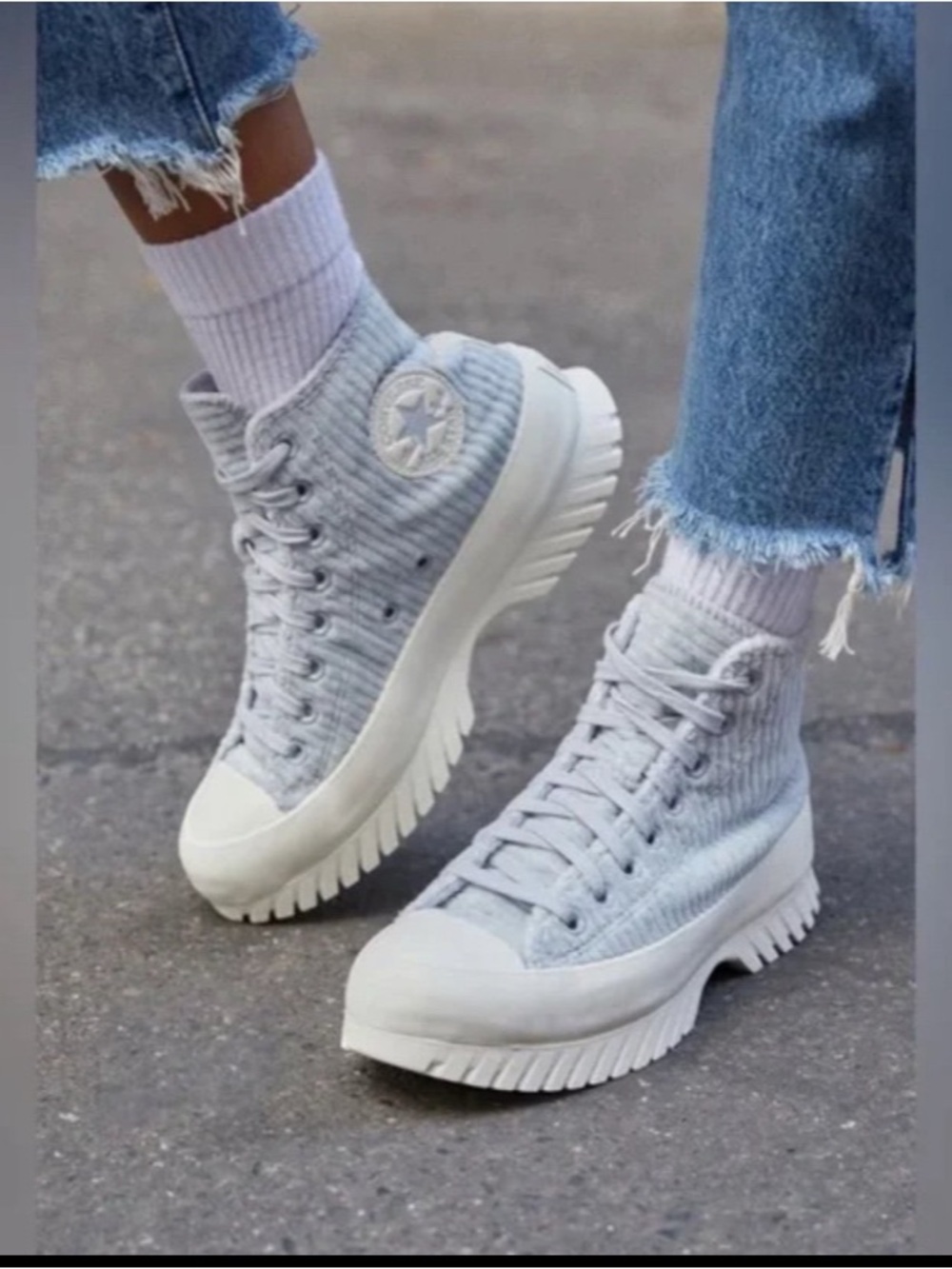 Converse Chuck Taylor All Star Lugged 2.0 Velour Gravel Womens Shoes